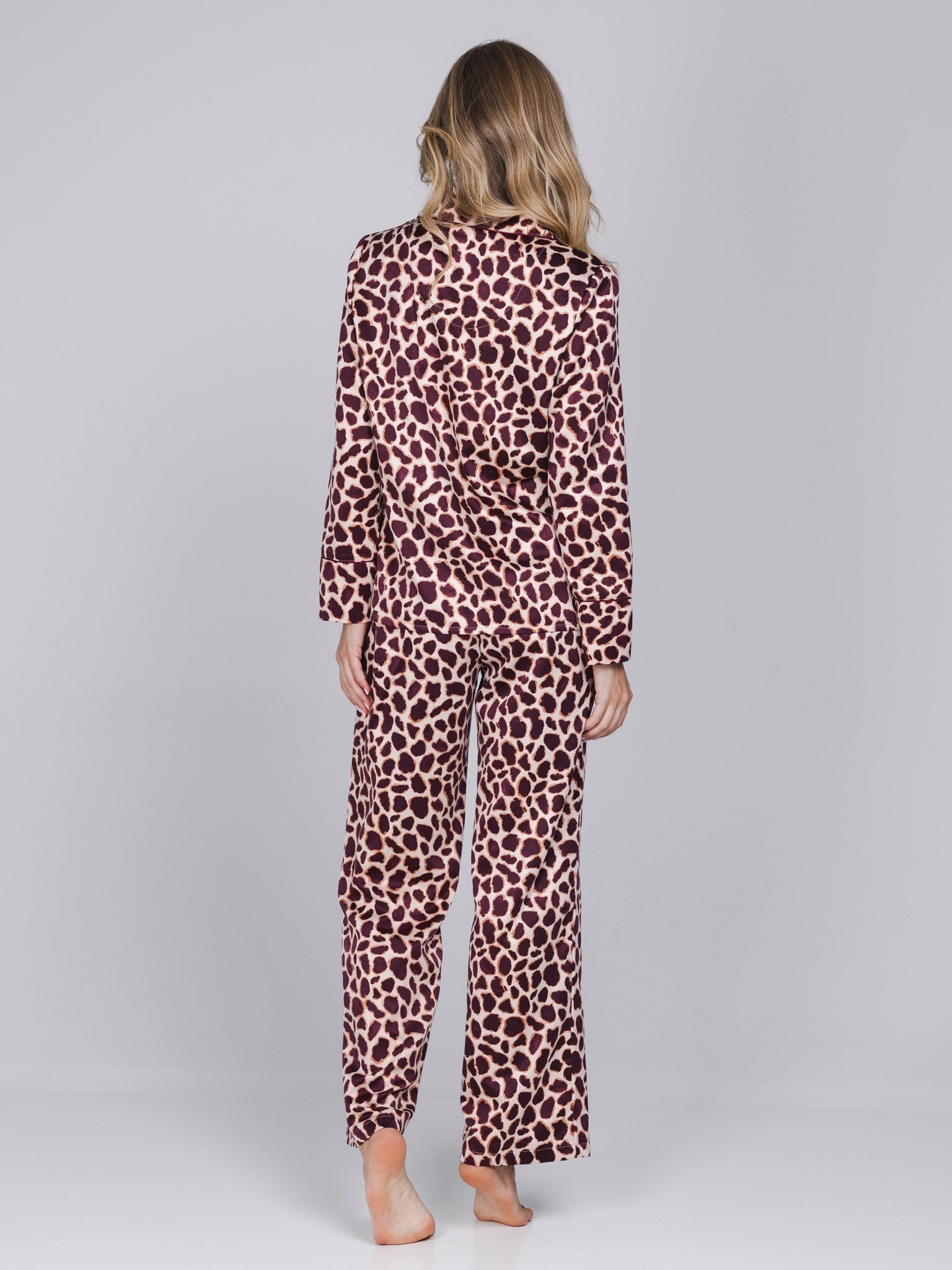 pastunette-premium-satin-wild-pyjama-animal-satin-bordeaux image 5