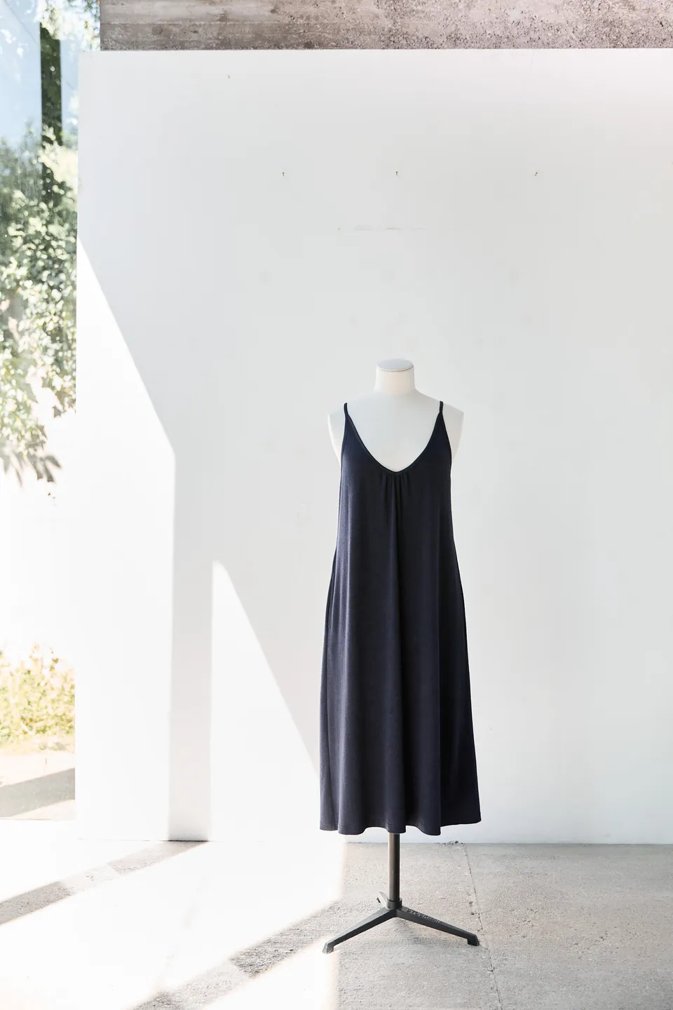 sunday-in-bed-kelli-kleid-tr-ger-baumwolle-modal-ausschnitt image 1