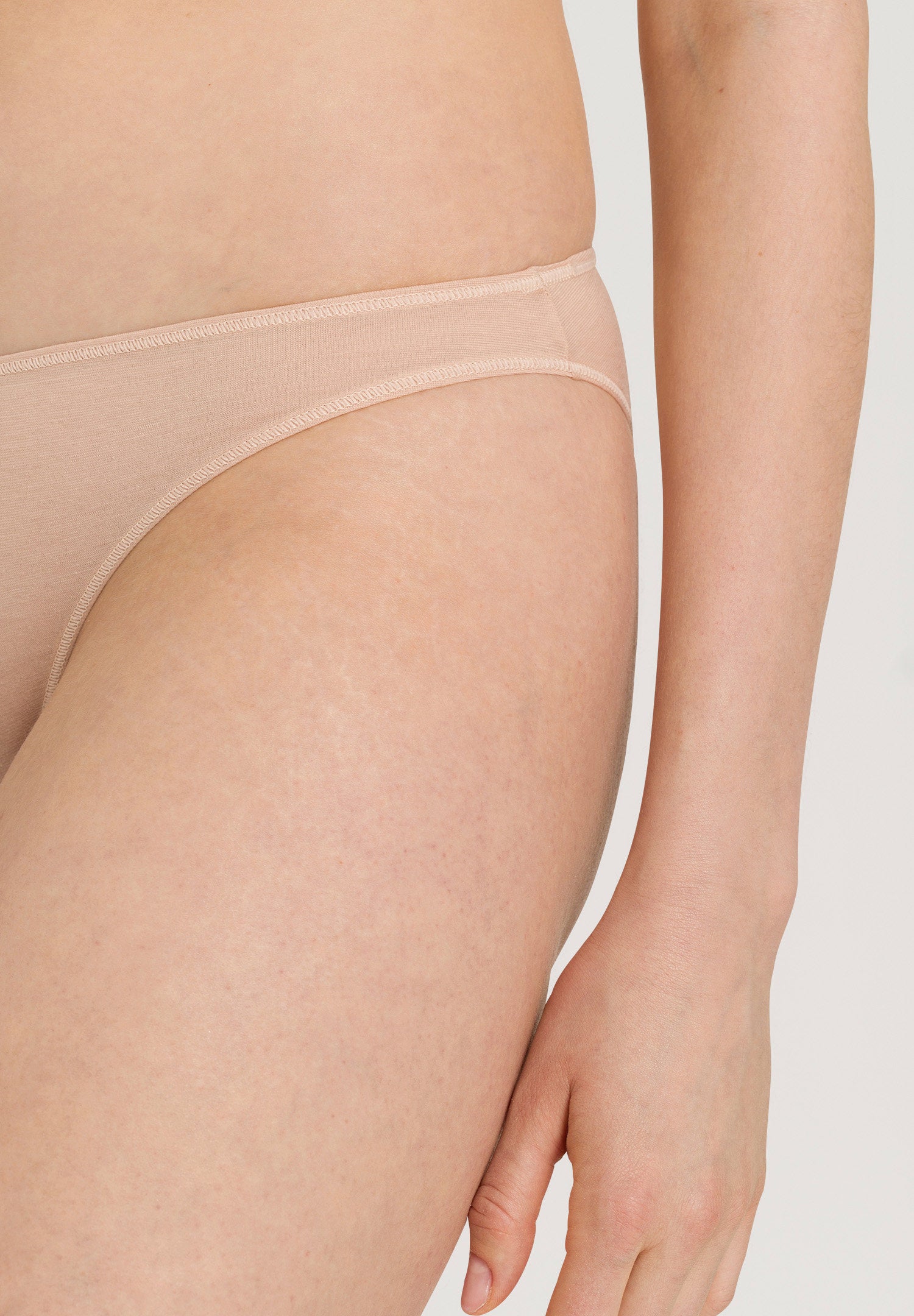 hanro-ultralight-mini-briefs-slip-beige-baumwolle image 6