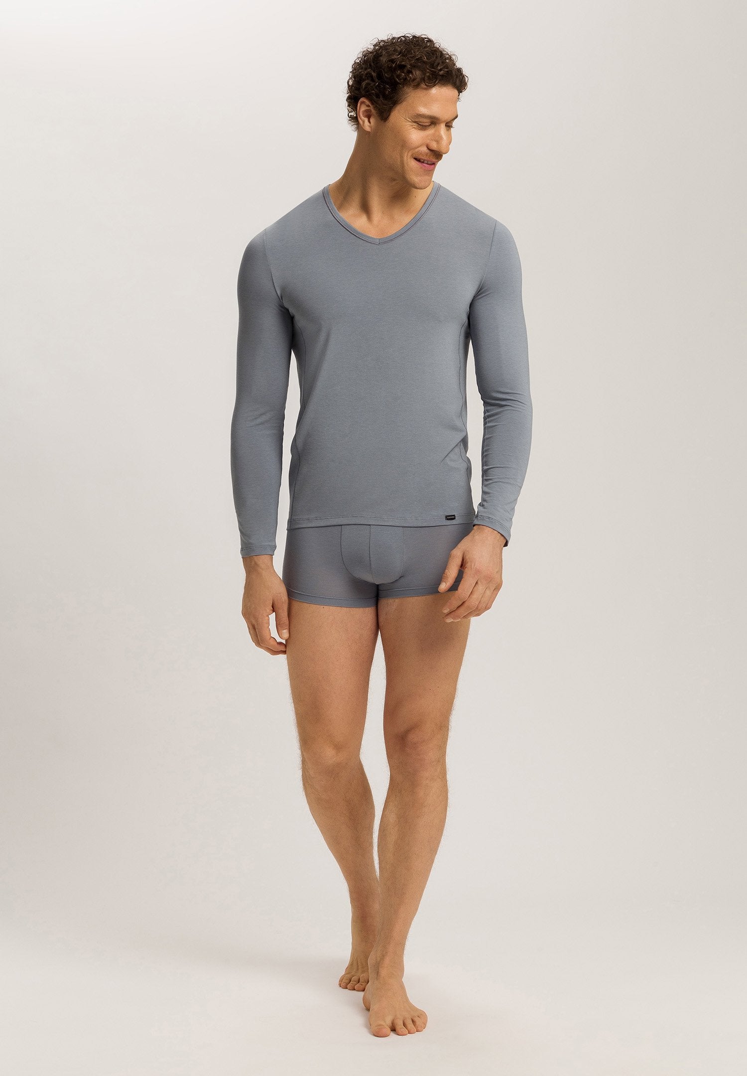 hanro-natural-function-langarm-shirt-cliff-grey-tencel-herren image 5