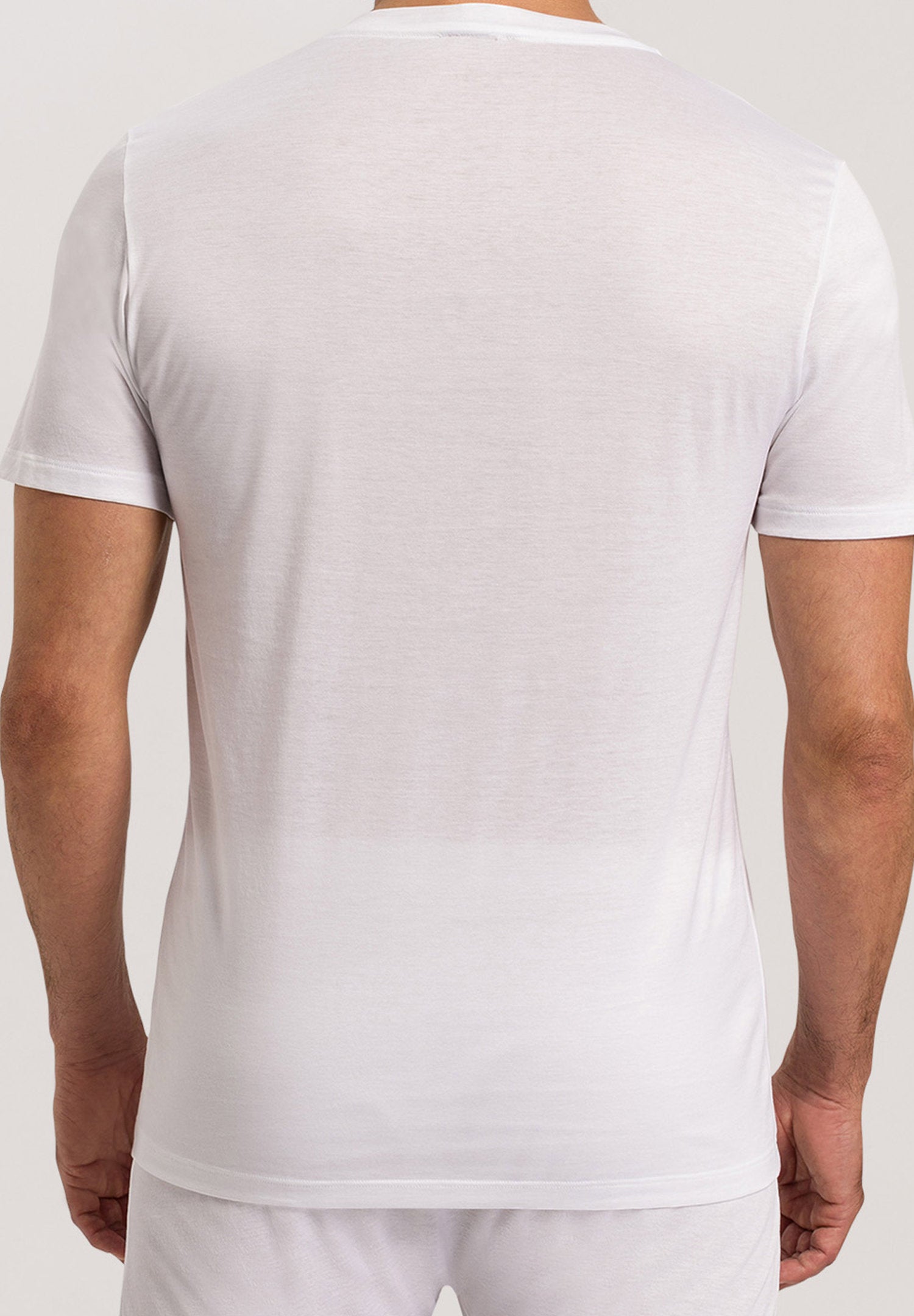 hanro-cotton-sporty-t-shirt-073510-wei-v-ausschnitt image 4