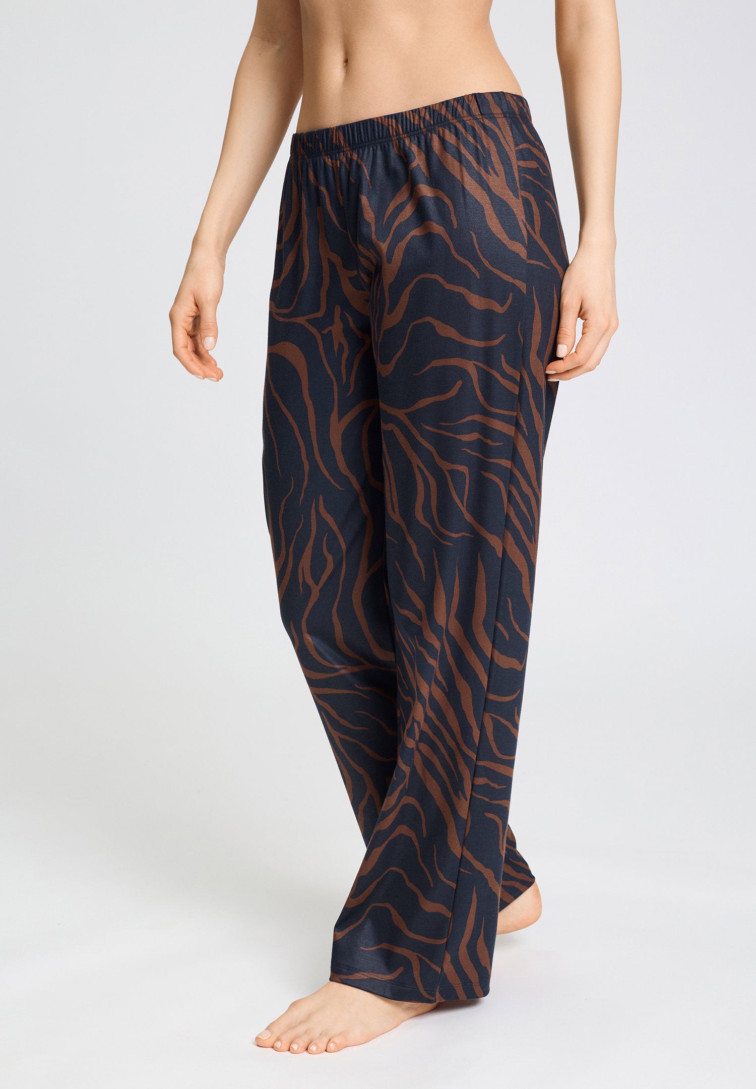 hanro-loungy-nights-long-pants-pyjamahose-navy-baumwolle image 2