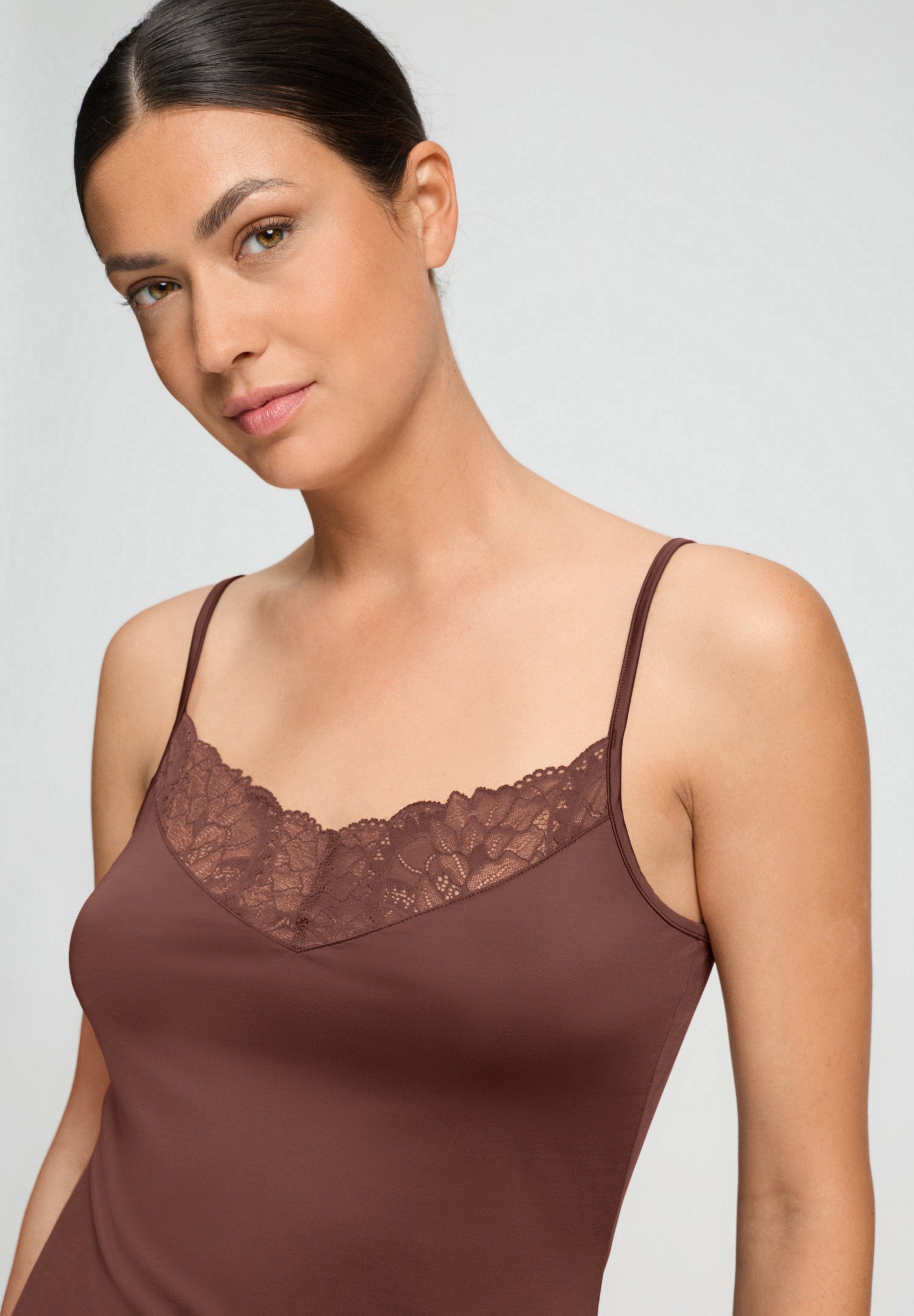 hanro-azelia-spaghetti-top-tr-gertop-cinnamon-spitze image 6