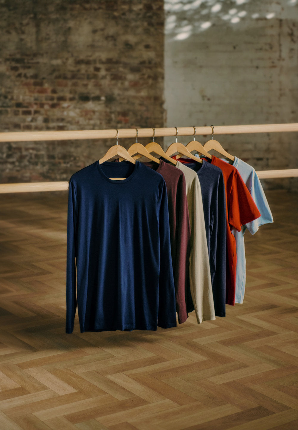 hanro-living-shirts-langarmshirt-deep-navy-baumwolle-herren image 7