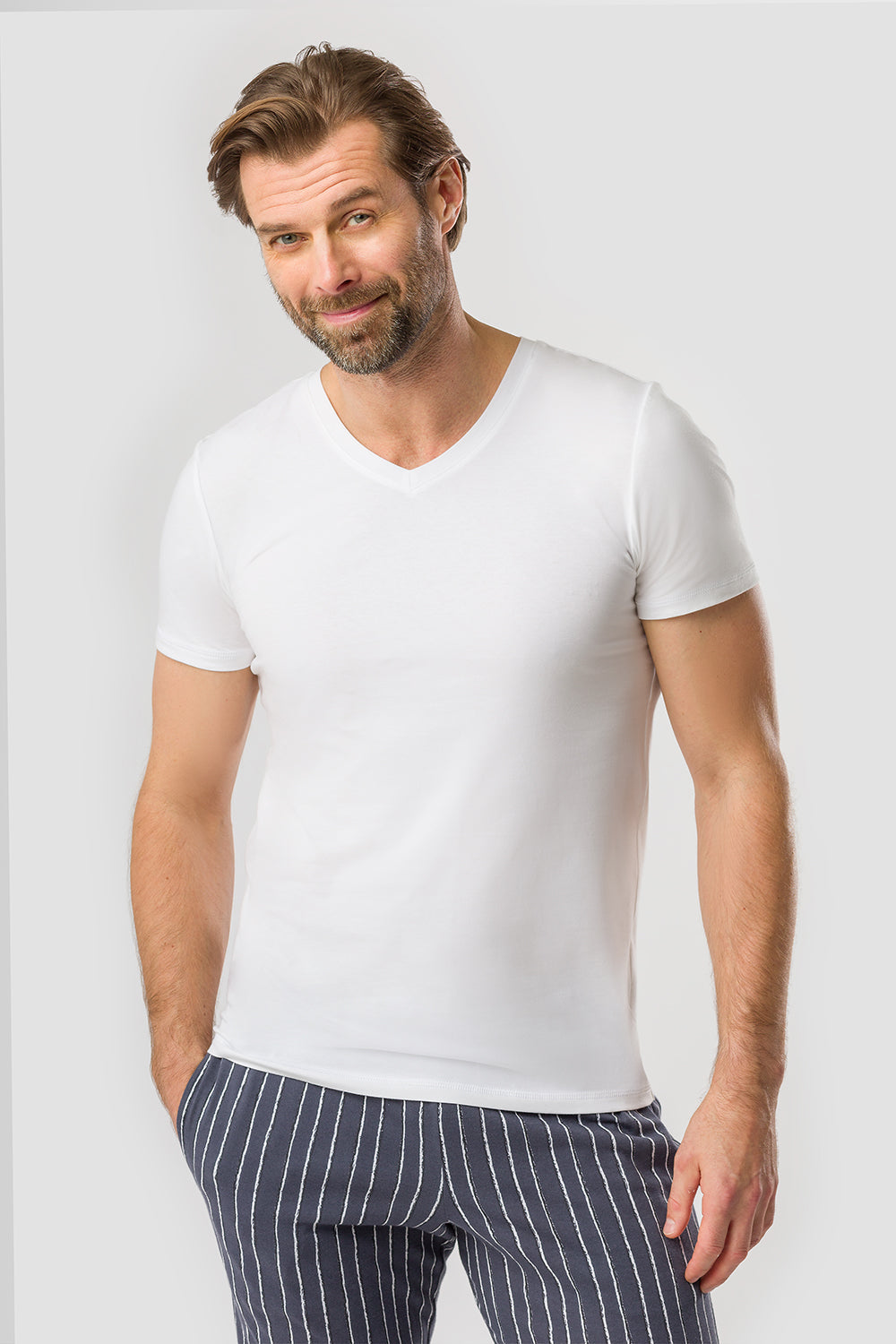 r-sch-be-happy-herren-shirt-kurz-v-ausschnitt-wei image 1