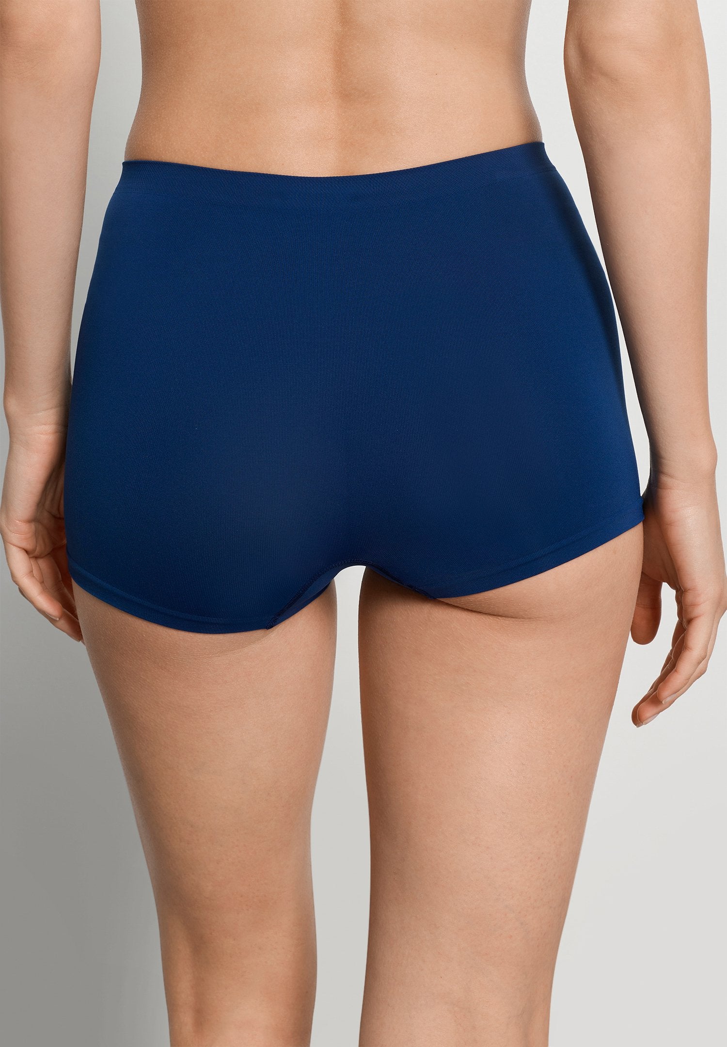 hanro-charlotte-adam-panty-estate-blue-microfaser image 4