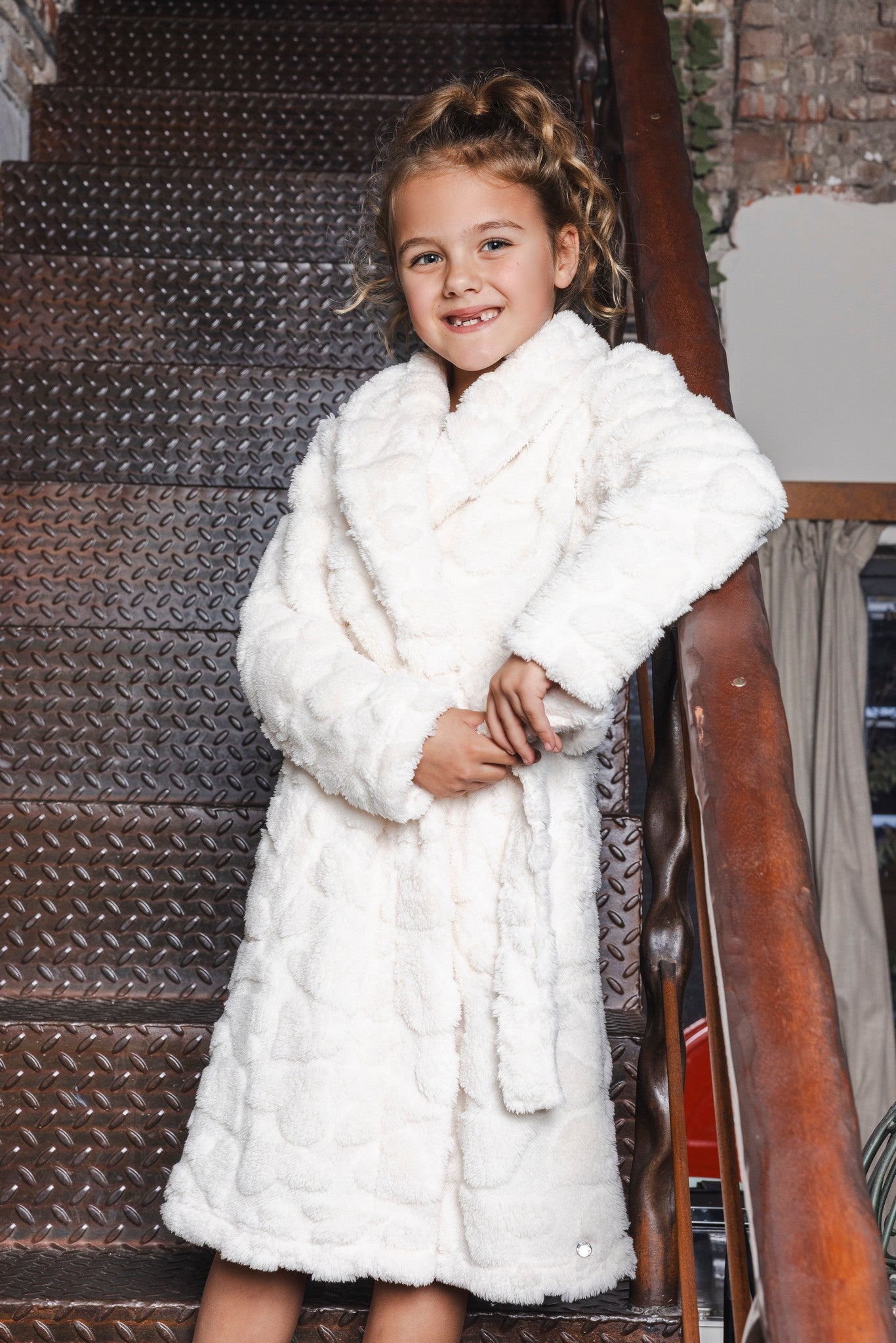 myrebelle-endless-love-kinderbademantel-wei-herz-fleece image 1